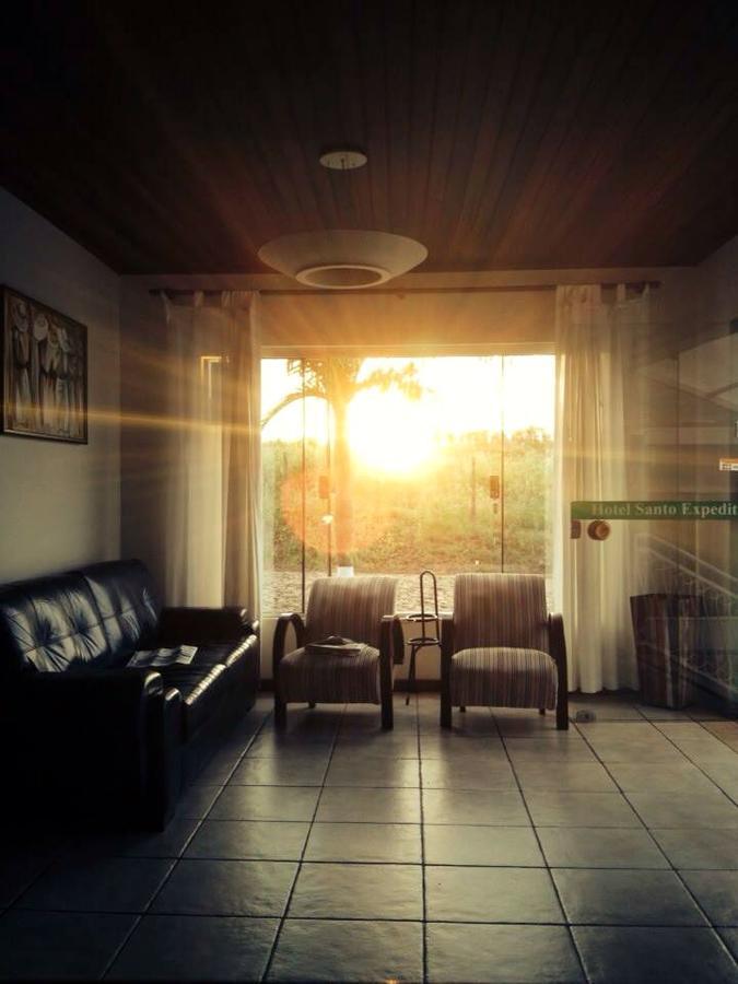 איז'ואי Hotel Santo Expedito מראה חיצוני תמונה